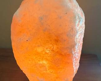 Himalayan salt lamp
