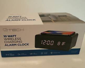 CJ Tech wireless charging alarm clock (new in box)