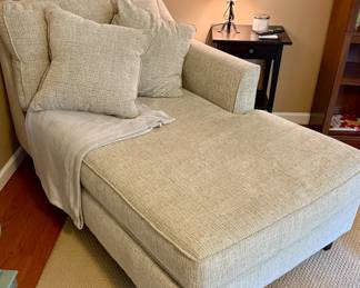 Washington Furniture beige chenille chaise lounge