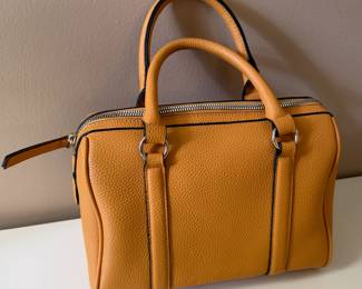 Kelly & Katie leather purse