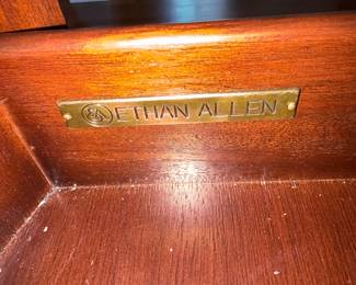 Ethan Allen Foyer Cabinet w/Glass Knobs!