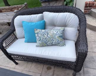 Vinyl Wicker Outdoor Loveseat & 2 Chairs w/Cushions!