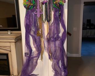 Mardi Gras Decor!