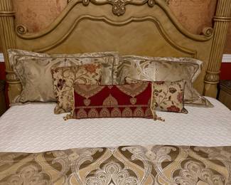 King size bed