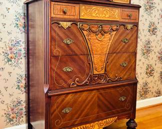 1930's bedroom suite (pieces sold separately) mint condition...