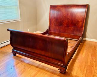 Stunning Recamier-style sleigh bed (queen size)...