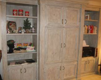 3 piece freestanding display unit
