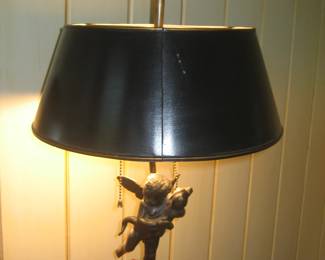 Cherub table lamp