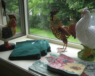 Roosters and table linens