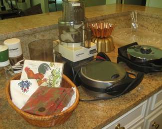 Cuisinart food processor, waffle irons