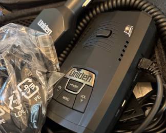 Uniden R4 long range radar detector