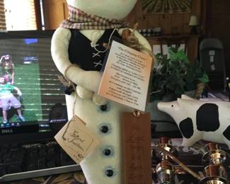 Gathering Traditions Milton Snowman Soft Sculpture, by Joe Spencer