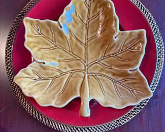 Set of 10 Pottery Barn plates, leaf salad plates
