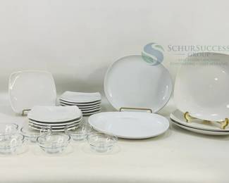 Dinnerware Set with Plates and Glass Bowls