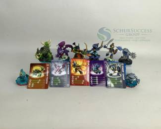 Skylanders Figures & Cards