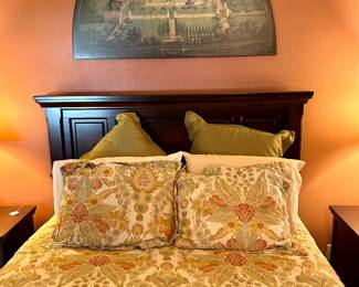 Nice selection of comforters & bed linens