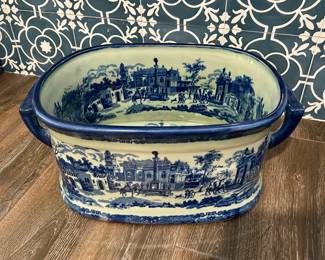 Beautiful Victoria Ware Ironstone Chinoiserie Foot Bath