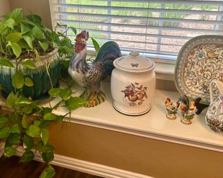 Live plants & Majolica Rooster & Cookie Jars