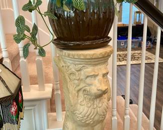 Very nice winged lion/griffin plant stand