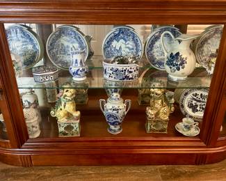 Nice collection of Delft pottery