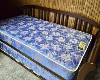 Trundle Day Bed with Foundation - Newer