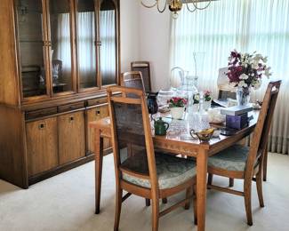 Dining set