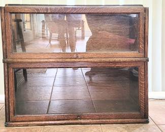glas front book shelves