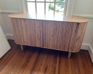 Cool MCM vibes
Sideboard - Bar Cabinet -