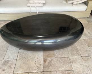 Polish aluminum Riverstone table