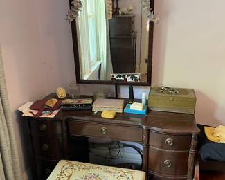 Antique vanity