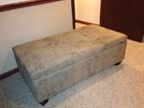 Large storage ottoman closed