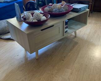 And matching coffee table