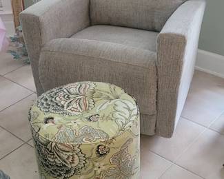 Pair of lazyboy recliners