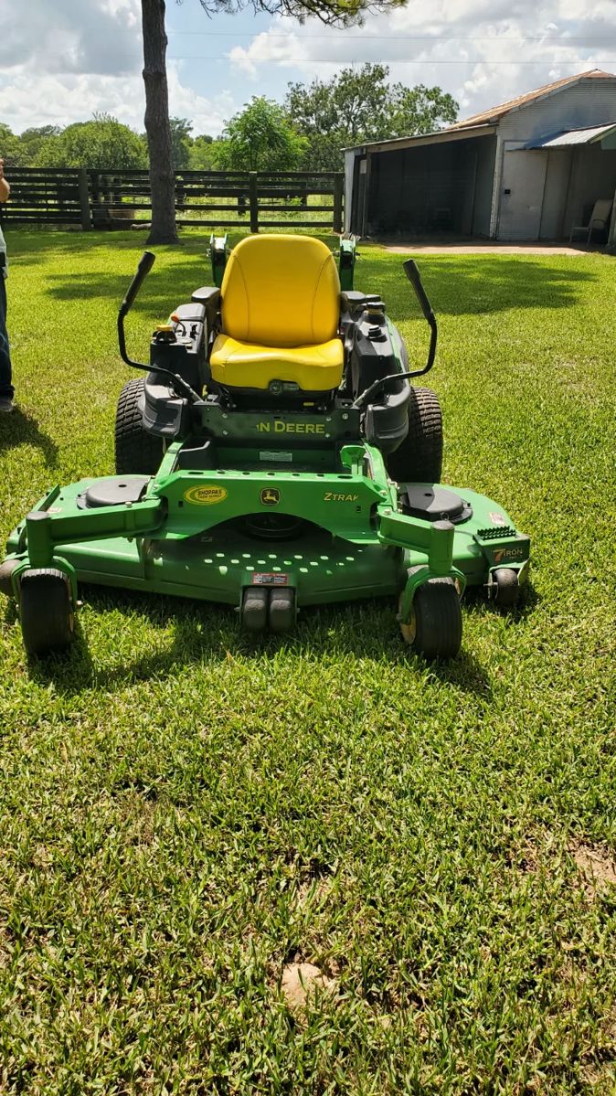 John Deere Commercial grade lawn mower