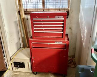 Craftsman rolling tool chest