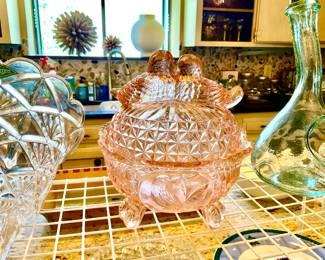 Vintage Pink/peach Glass Kissing Love Birds