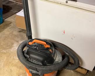 SHOP VAC