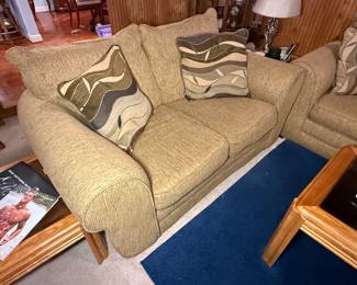 Peoploungers Loveseat