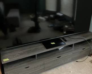 Very large TV !
