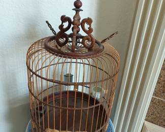 Super cool bird cage for the Booby.  No cage can hold a Ted.