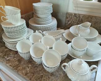 Same China my mom had (has?  Mom, do you want more?)