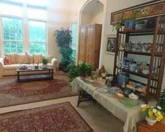 Spacious living room