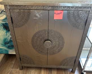 Heavy duty dresser