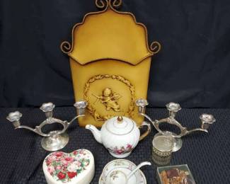 CT136Romantic Collectibles
