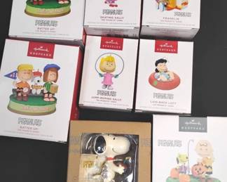 SH230Peanuts Ornaments Holidays