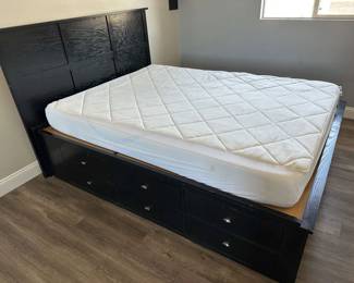 MC107Queensize Bed With Storage