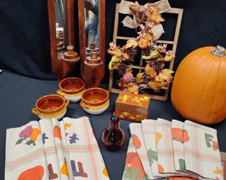HS101Fall Decor Lot