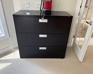 Hon 3 Drawer Lateral File Cabinet!