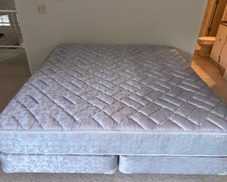 King Size Sealy Coronet Firm Mattress w/Frame!