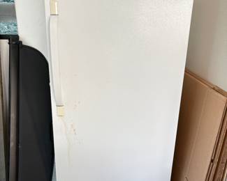 Frigidaire 14.1 Cu Ft Standing Freezer #FFU1423DW2!
